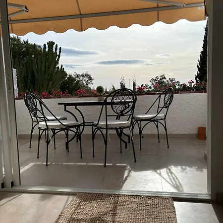 Casita En Urb Jupiter Con Vistas Al Mar Y Montana Casaturis C107