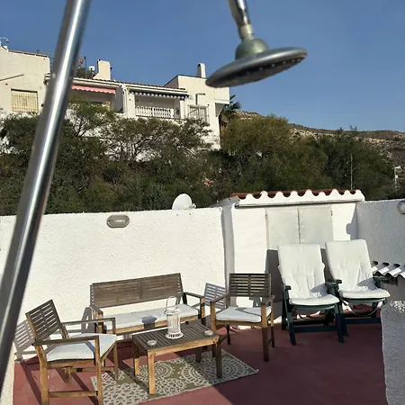 Casita En Urb Jupiter Con Vistas Al Mar Y Montana Casaturis C107